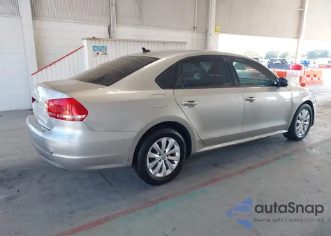 2014 Volkswagen Passat 2.5L S/2.5L Wolfsburg Edition from USA, damaged, VIN 1VWAP7A34EC022989